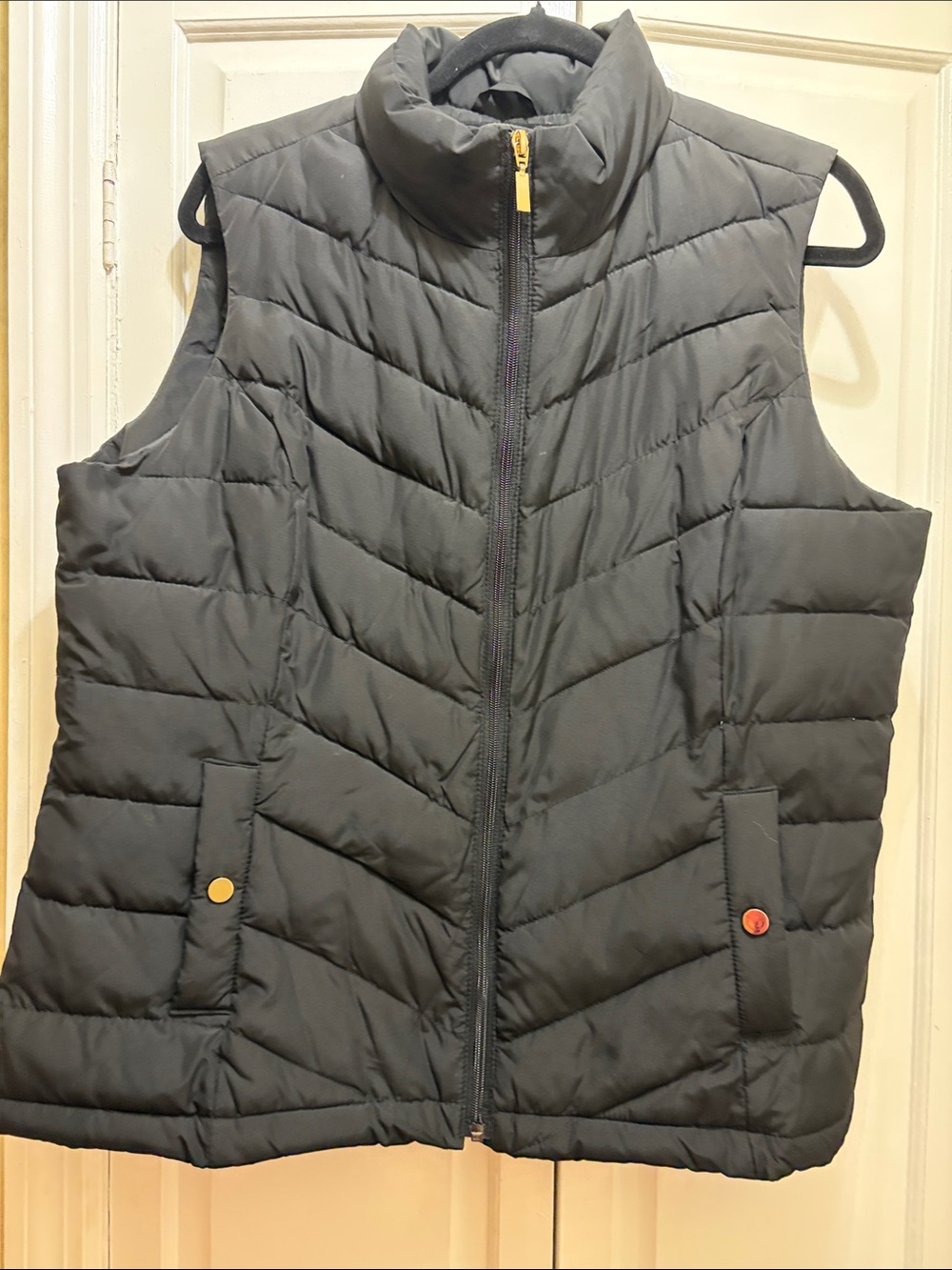 Charter Club Black chevron quilted puffer vest